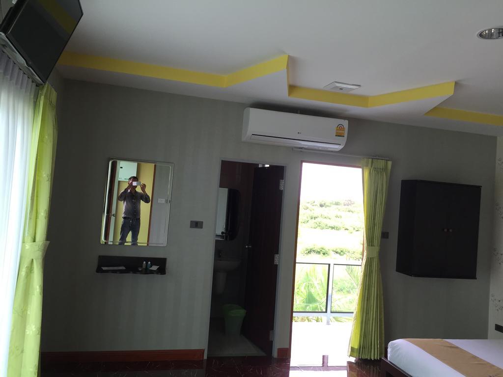 Por-Ho Boutique Hotel Nakhon Ratchasima Room photo