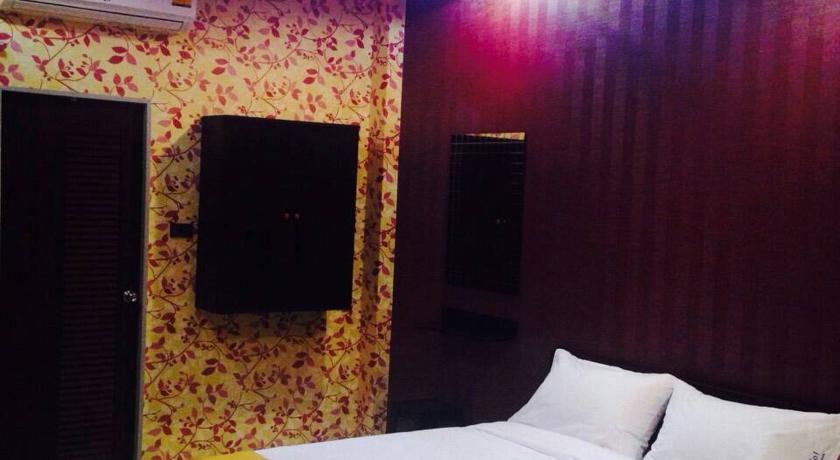 Por-Ho Boutique Hotel Nakhon Ratchasima Exterior photo
